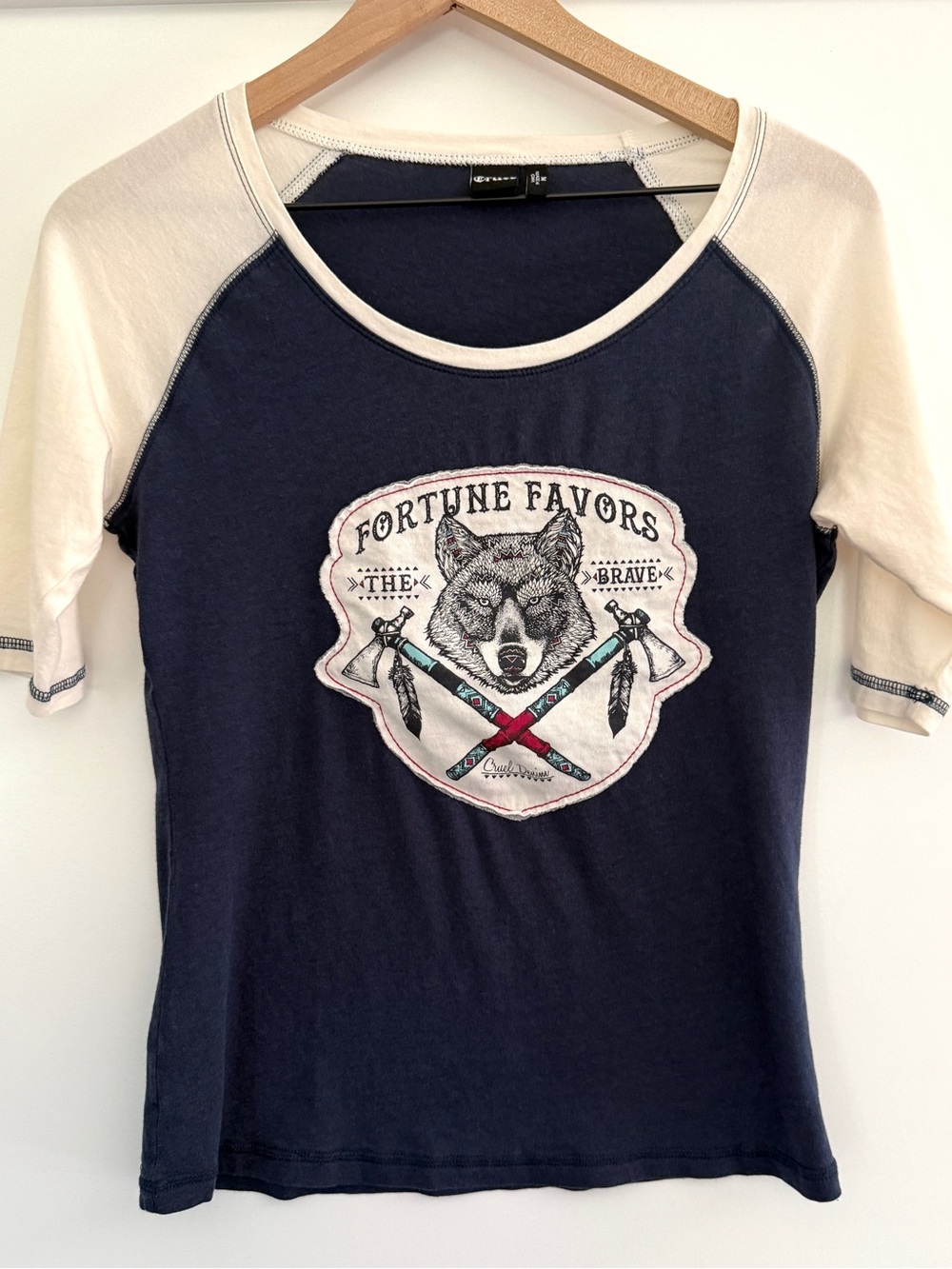 Cruel Denim Fortune Favors the Brave Wolf Graphic Raglan Tee Medium Boho Western